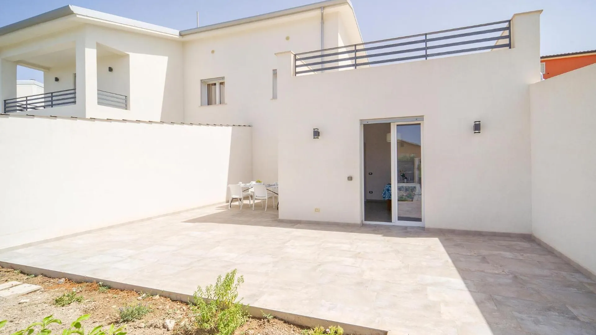 2 Bedroom Pet Friendly Home In Realmonte Italy
