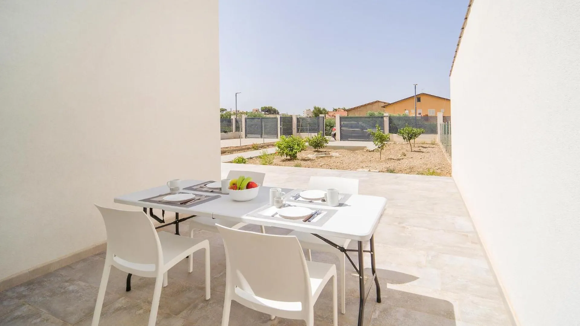 2 Bedroom Pet Friendly Home In Realmonte Holiday home