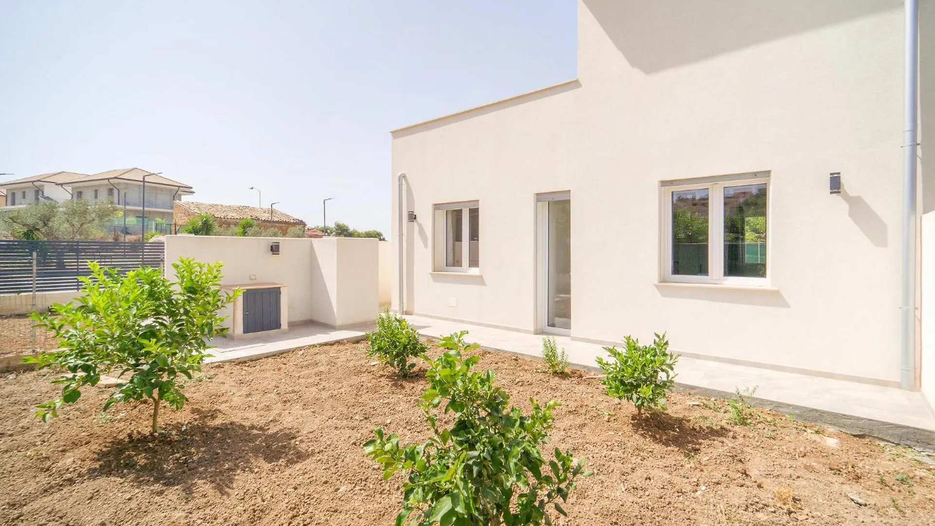 2 Bedroom Pet Friendly Home In Realmonte Holiday home